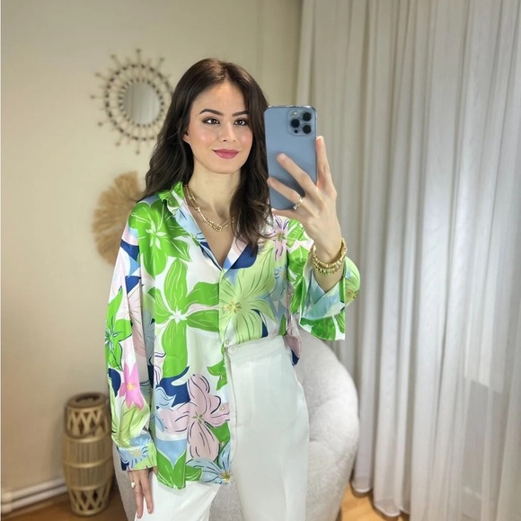 NWT Zara Multicolor Floral Button-Down Shirt Large - Picture 4 of 13